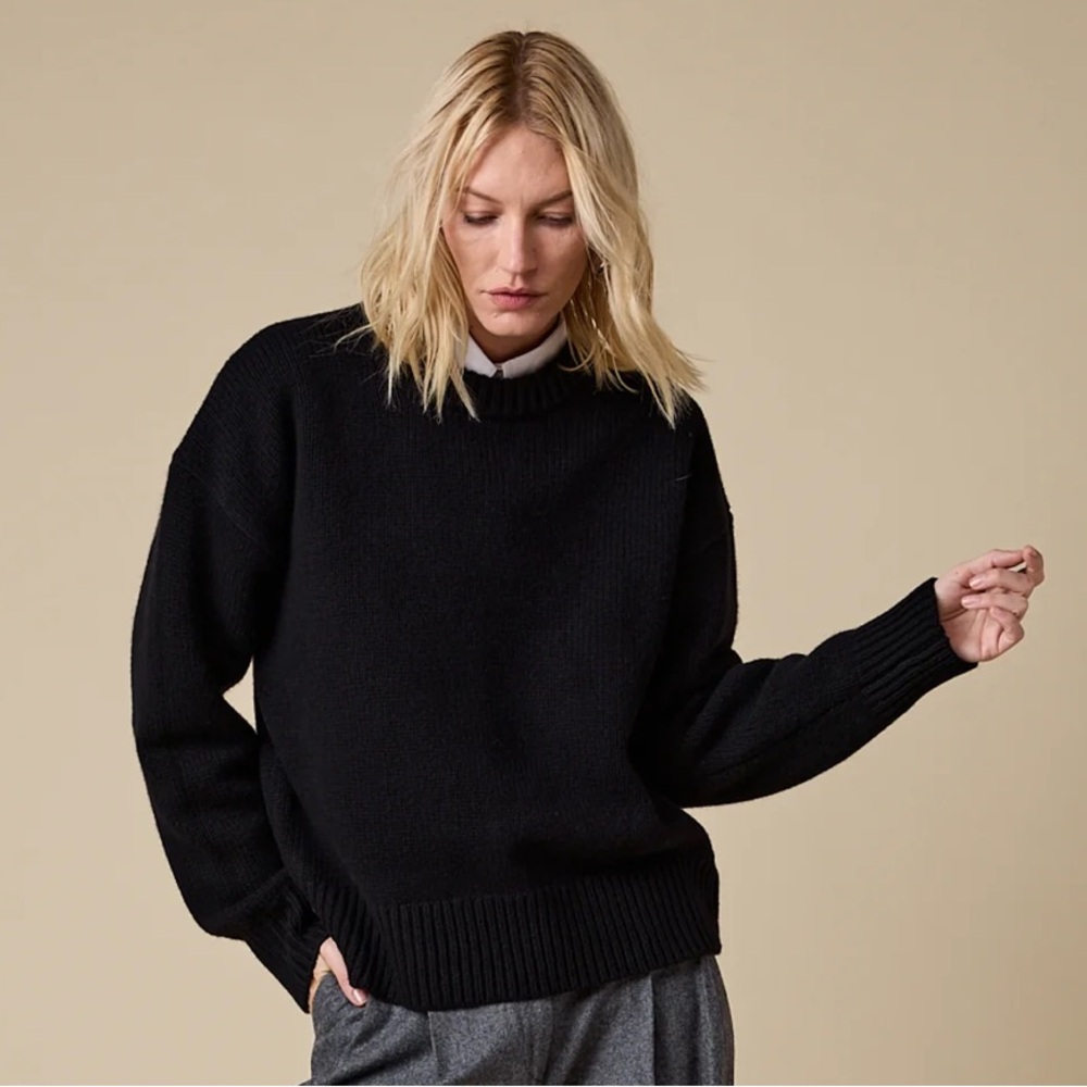 Black Knit Sweater - The Cashmere Signature Crew